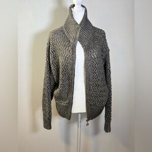 Chunky Knit Gray Cardigan Size Large by White House Black Market
